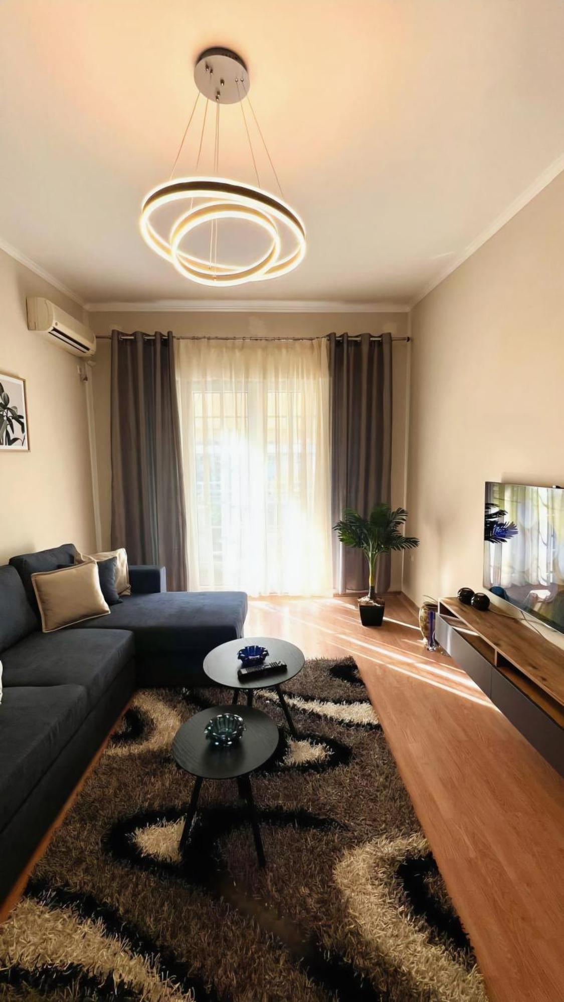 21 Square Oasis Tirana