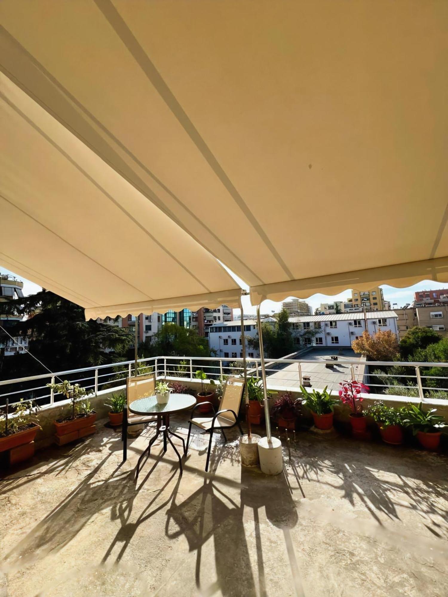 Apartament 21 Square Oasis Tirana